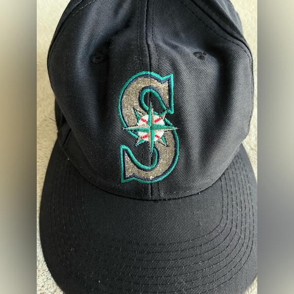 Vintage Navy Seattle Mariner’s Men’s Hat - Picture 9 of 14